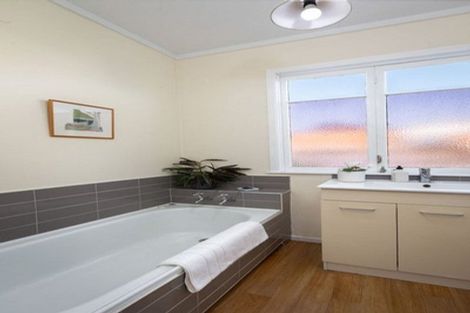 Photo of property in 36 Park Road, Katikati, 3129