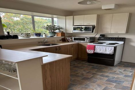 Photo of property in 20 Winters Road, Redwood, Christchurch, 8051