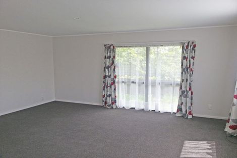 Photo of property in 6 Templeton Place, Clendon Park, Auckland, 2103