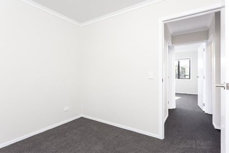 Photo of property in 2/125b Metcalfe Road, Ranui, Auckland, 0612
