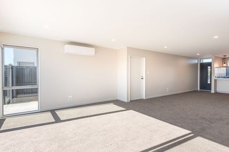 Photo of property in 5 Kakapo Lane, Redwood, Christchurch, 8051