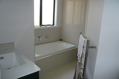 Photo of property in 2 Hensley Crescent, Flagstaff, Hamilton, 3210