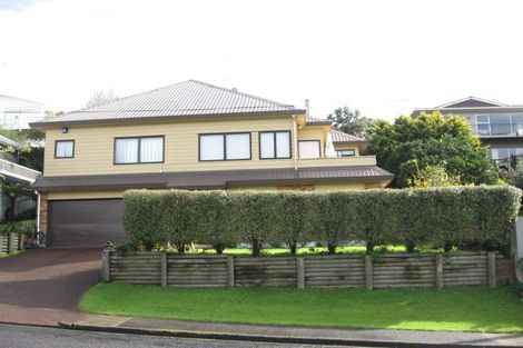 Photo of property in 1/7 Colmar Road, Mellons Bay, Auckland, 2014