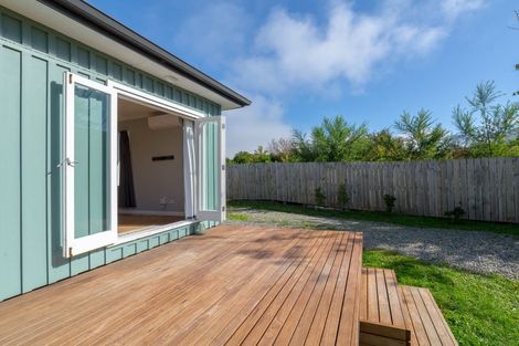 Photo of property in 15 Woodward Street East, Featherston, 5710