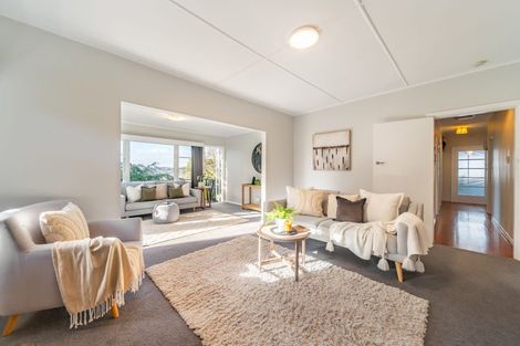 Photo of property in 11 Terawhiti Terrace, Karori, Wellington, 6012