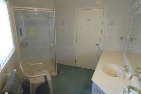 Photo of property in 16b Motukari Place, Onaero, Waitara, 4383