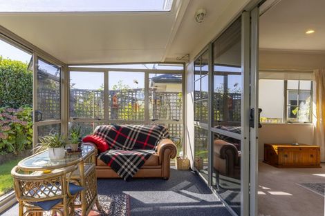 Photo of property in 4 Lakeridge Close, Rangatira Park, Taupo, 3330