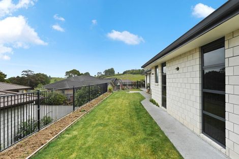 Photo of property in 43 Carlingford Rise, Dinsdale, Hamilton, 3204