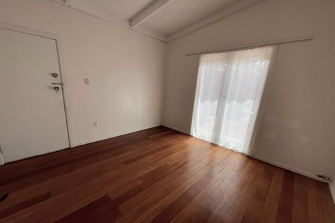 Photo of property in 11 Thornlow Street, Glendene, Auckland, 0602