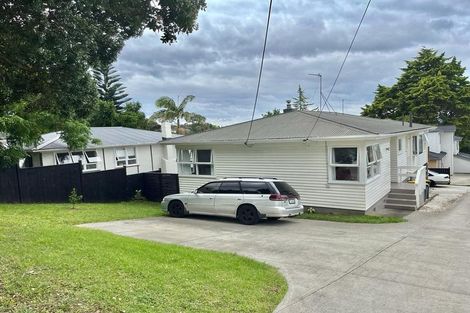 Photo of property in 1 Christina Avenue, Te Atatu South, Auckland, 0602