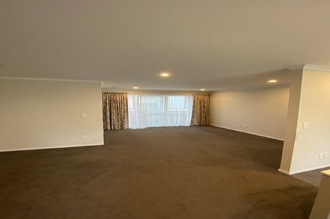 Photo of property in 32 Fernly Rise, Flat Bush, Auckland, 2019
