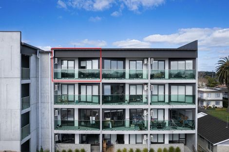 Photo of property in 8 Karaipiture Road, Karaka, 2124