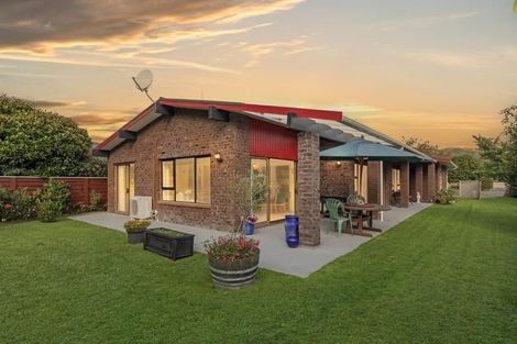 Photo of property in 53 Kohekohe Road, Waikanae, 5036