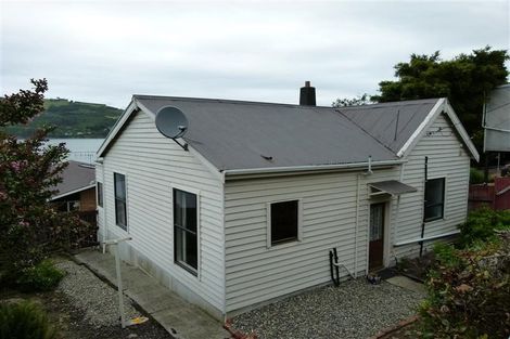 Photo of property in 225 Ravensbourne Road, Ravensbourne, Dunedin, 9022