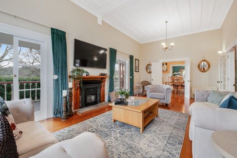 Photo of property in 14 Nelson Street, Helensville, 0800