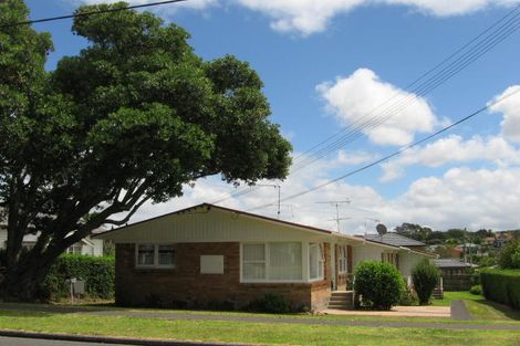 Photo of property in 1/5 Otakau Road, Milford, Auckland, 0620
