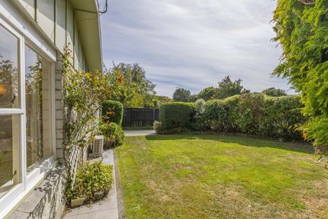 Photo of property in 4 Matipo Street, Waikanae, 5036