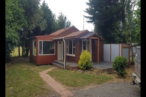 Photo of property in 4 Gift Street, Coalgate, 7673