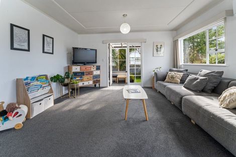 Photo of property in 1/46 Fergusson Street, Stoke, Nelson, 7011