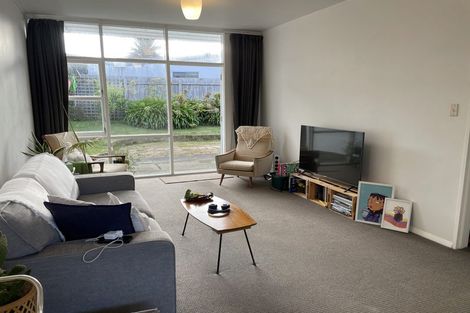 Photo of property in 1a Richard Street, Titahi Bay, Porirua, 5022
