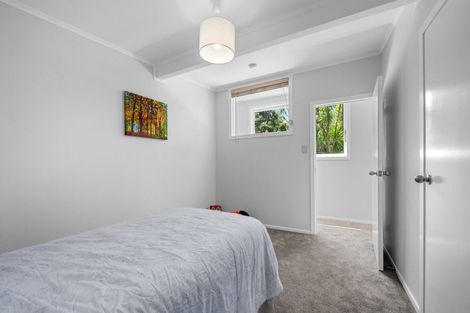 Photo of property in 45 Park Road, Titirangi, Auckland, 0604