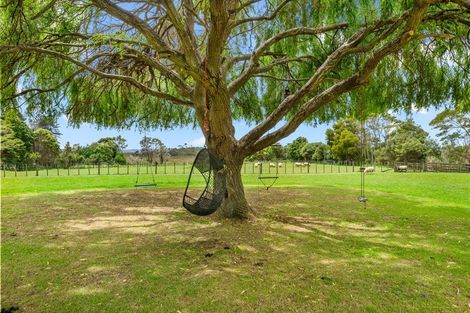 Photo of property in 842 South Head Road, South Head, Helensville, 0874