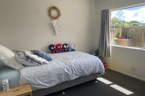 Photo of property in 1/32 Hellyers Street, Birkdale, Auckland, 0626