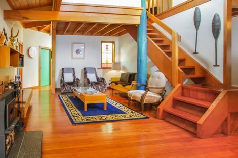 Photo of property in 2 Manawaora Road, Russell, 0272