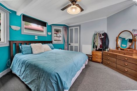 Photo of property in 15 Surrey Street, Hawera, 4610