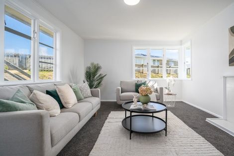 Photo of property in 35 Gloucester Street, Cannons Creek, Porirua, 5024