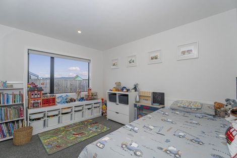 Photo of property in 4 Ngaroma Crescent, Whitianga, 3510