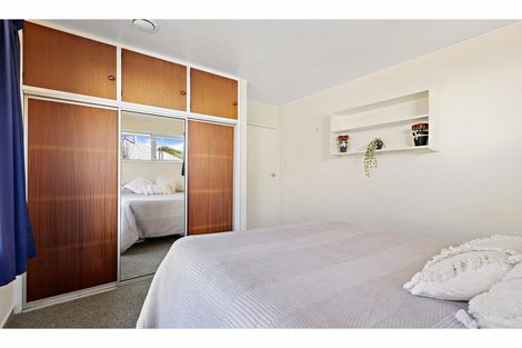 Photo of property in 12a Gamblins Road, Saint Martins, Christchurch, 8022