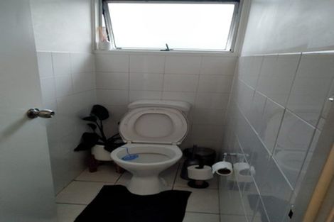 Photo of property in 10 Sabana Place, Unsworth Heights, Auckland, 0632