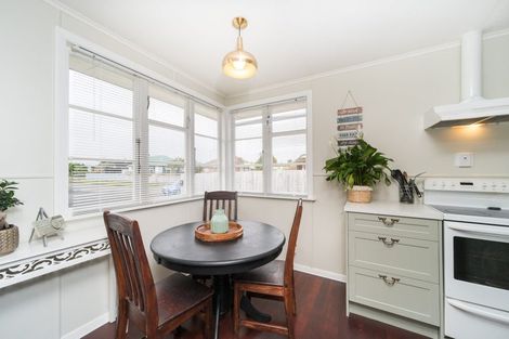 Photo of property in 16 Newbury Street, Awapuni, Palmerston North, 4412