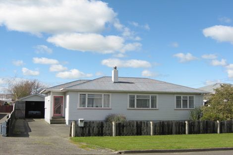 Photo of property in 18 Hammond Street, Bulls, 4818