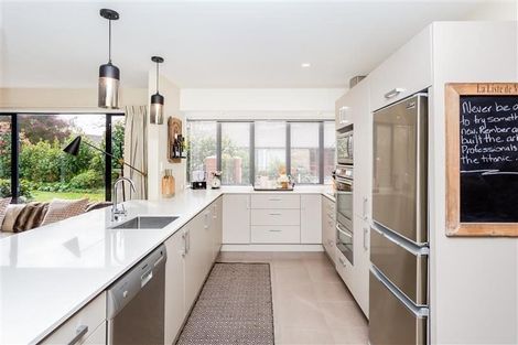 Photo of property in 8 Dorfold Mews, Avonhead, Christchurch, 8042