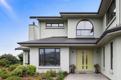 Photo of property in 20 Pineland Drive, Turitea, Palmerston North, 4472