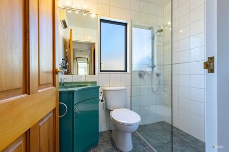 Photo of property in 3f5- Gard Street, Silverstream, Upper Hutt, 5019