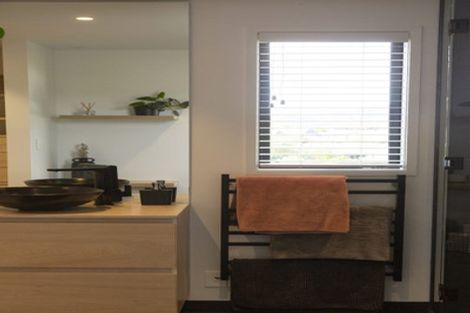 Photo of property in 50 Kings Drive, Wanaka, 9305