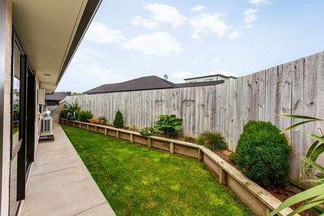 Photo of property in 29 Topsail Way, Whitby, Porirua, 5024