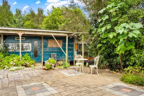 Photo of property in 107 Harataua Road, Port Albert, Wellsford, 0973