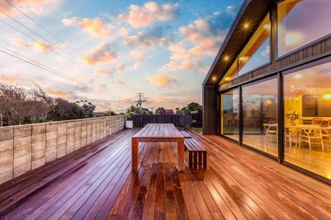 Photo of property in 58 Muri Road, Pukerua Bay, 5026