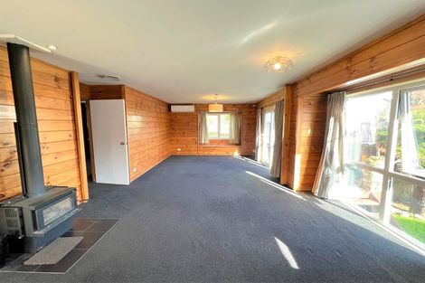 Photo of property in 28 Trentham Road, Takanini, Papakura, 2112