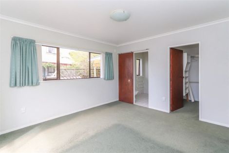Photo of property in 16 Tainui Terrace, Inglewood, 4330