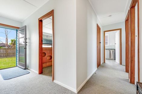 Photo of property in 40 Montgomery Crescent, Bader, Hamilton, 3206