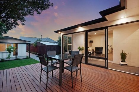 Photo of property in 15 Suffolk Street, Phillipstown, Christchurch, 8011