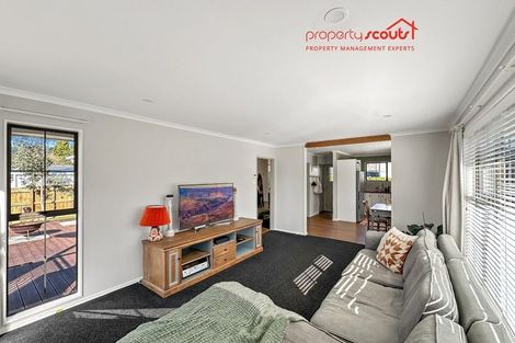 Photo of property in 2 Whitechapel Grove, Stokes Valley, Lower Hutt, 5019