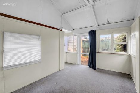 Photo of property in 6 Drake Street, New Brighton, Christchurch, 8061