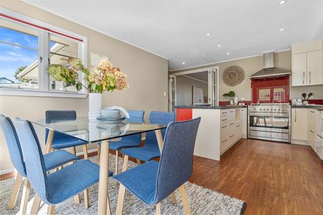 Photo of property in 6 Queen Street, Cambridge, 3434