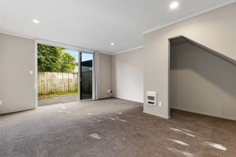 Photo of property in 9f Denver Place, Hamilton East, Hamilton, 3216